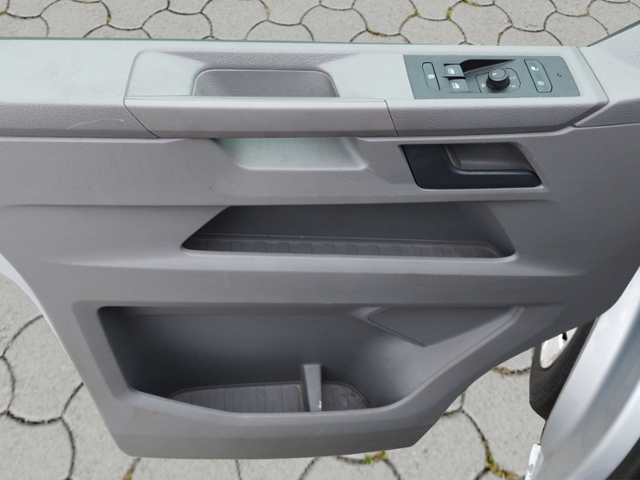 T6.1 Kombi 2.0TDI EcoProfi 9Sitze/GRA/PDC/DAB KL