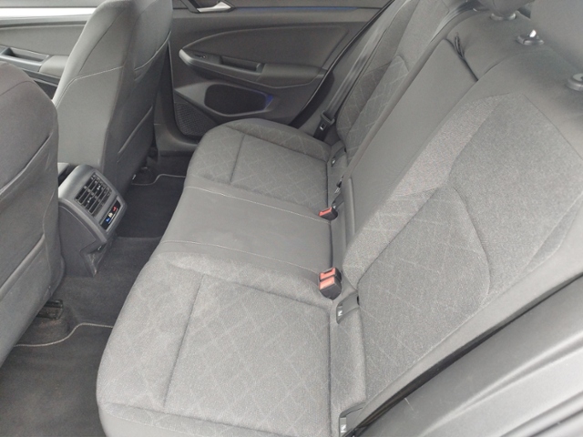 Golf VIII Life 1.5 eTSI DSG BusinessPrem. L+S/NA