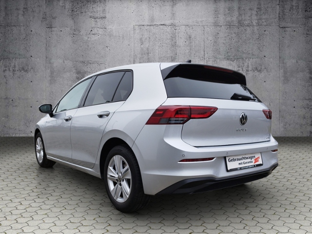Golf VIII Life 1.5 eTSI DSG BusinessPrem. L+S/NA