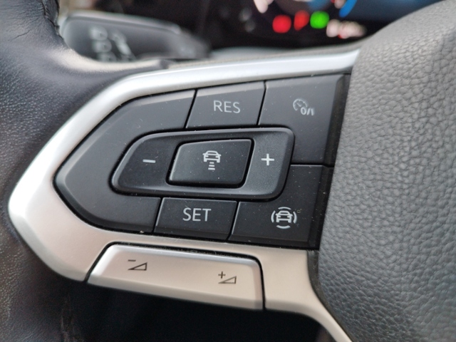Golf VIII Life 1.5 eTSI DSG STH/NAV/H&K/ACC/SHZ 