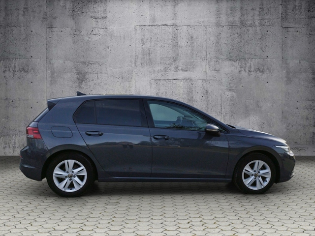 Golf VIII Life 1.5 eTSI DSG STH/NAV/H&K/ACC/SHZ 