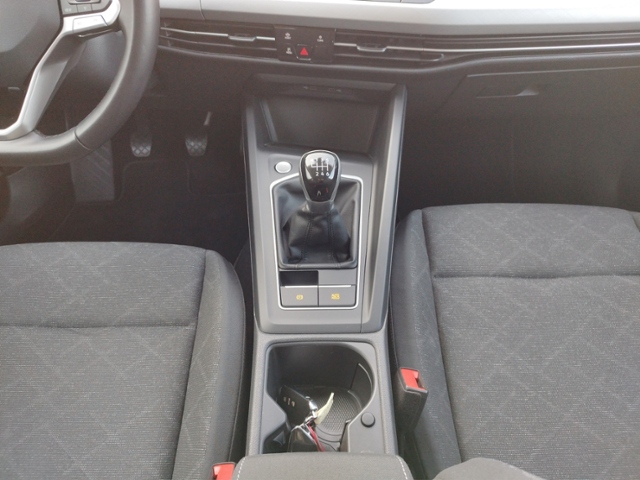 Golf VIII Life 1.5 TSI NAV/Travel/SHZ/Park/ACC K