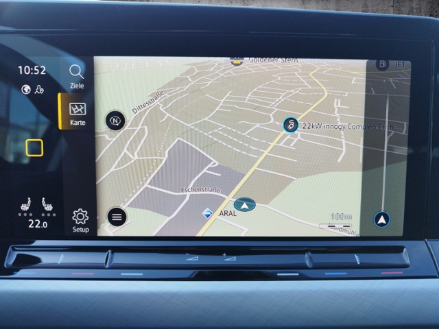 Golf VIII Life 1.5 TSI NAV/Travel/SHZ/Park/ACC K