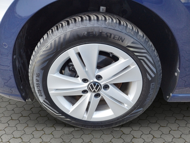 Golf VIII Life 1.5 TSI NAV/Travel/SHZ/Park/ACC K