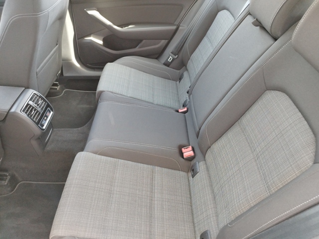 Passat Variant Business 2.0 TDI DSG BusinessPre.