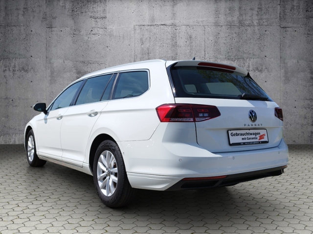 Passat Variant Business 2.0 TDI DSG BusinessPre.