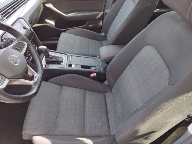 Passat Variant Business 2.0 TDI DSG BusinessPre.