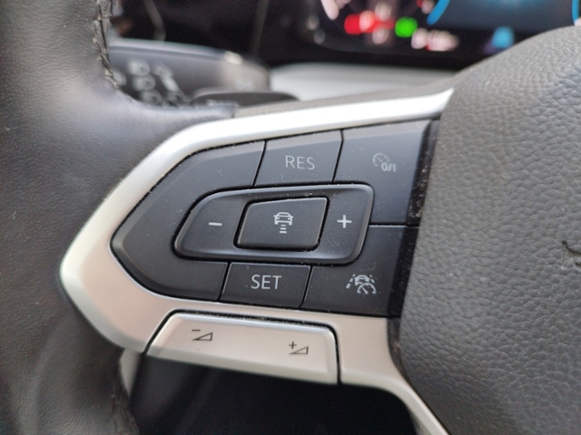 Golf VIII Variant Life 2.0 TDI DSG BusinessPre./