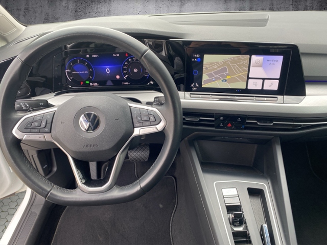 Golf VIII Variant Life 2.0 TDI DSG BusinessPre./