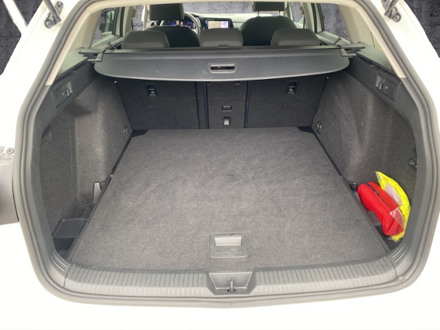 Golf VIII Variant Life 2.0 TDI DSG BusinessPre./
