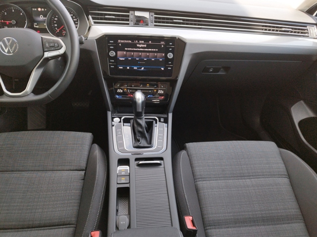 Passat Variant Business 2.0 TDI DSG BusinessPre.
