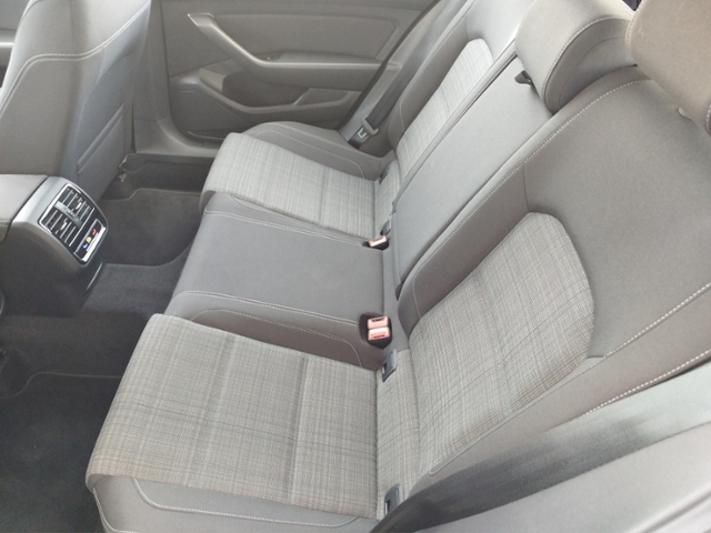 Passat Variant Business 2.0 TDI DSG BusinessPre.