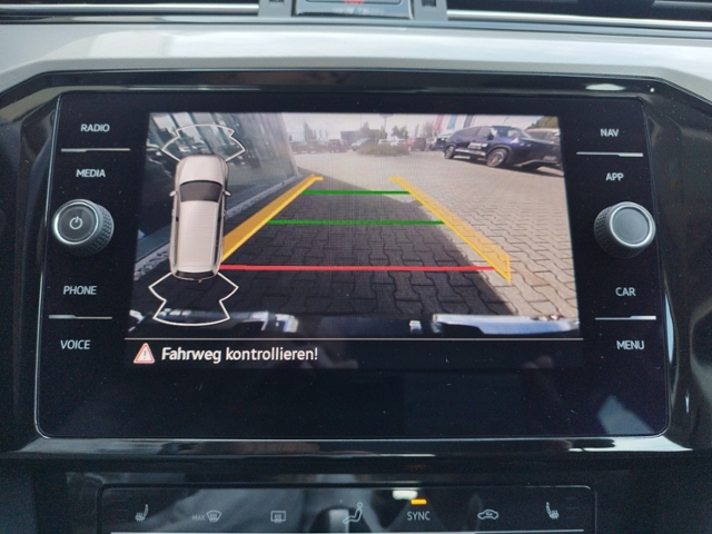 Passat Variant Business 2.0 TDI DSG BusinessPre.