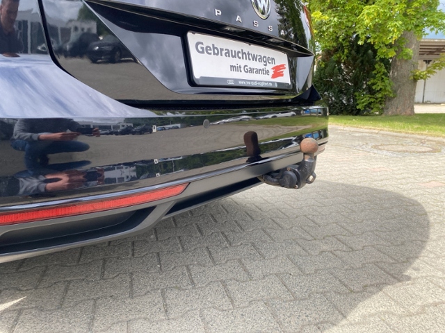 Passat Variant Business 2.0 TDI DSG IQ-Light/NAV