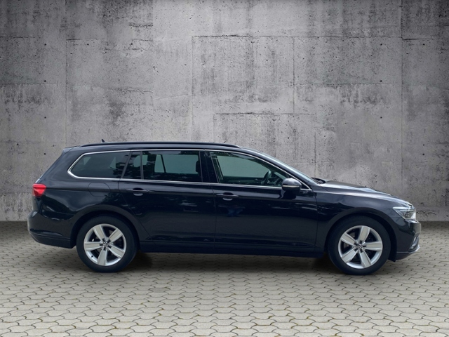 Passat Variant Business 2.0 TDI DSG IQ-Light/NAV