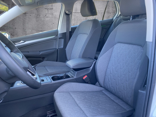 Golf VIII Life 1.5 TSI Winterpaket/NAV/SHZ KLIMA