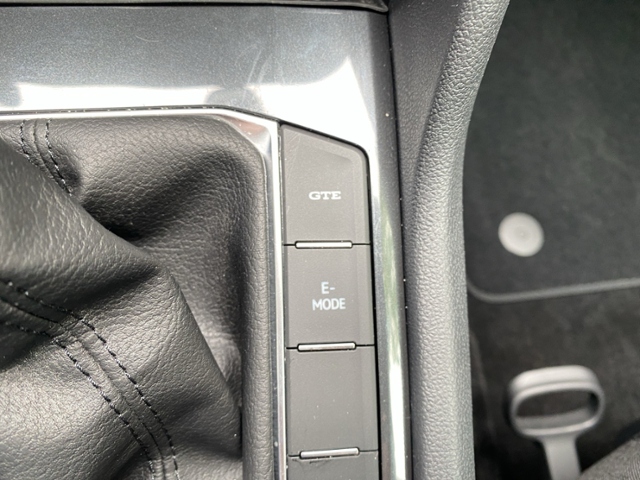 Tiguan Elegance 1.4 TSI eHybrid DSG NAV/SHZ KLIM