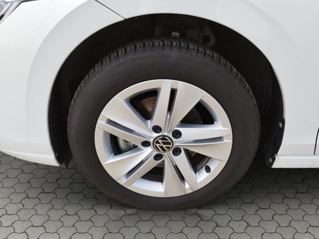 Golf VIII Life 1.5 TSI 3-Zonen/SHZ KLIMA LED ALU