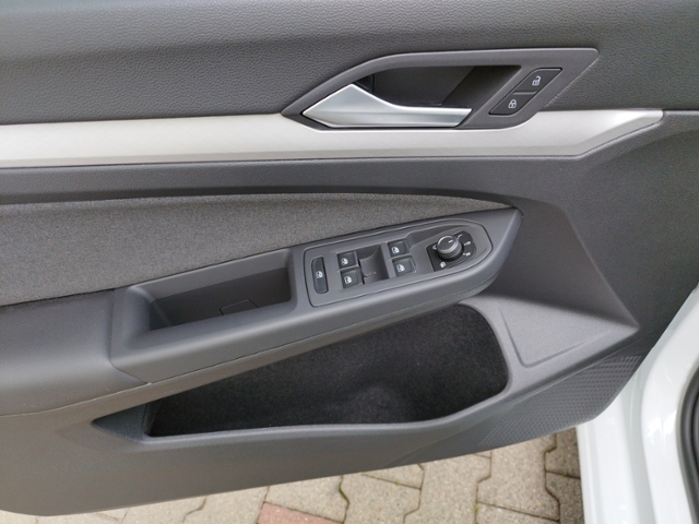 Golf VIII Life 1.5 TSI 3-Zonen/SHZ KLIMA LED ALU