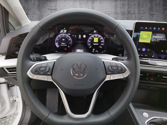 Golf VIII Life 1.5 TSI 3-Zonen/SHZ KLIMA LED ALU