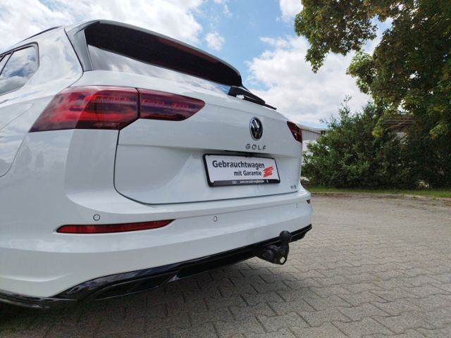Golf VIII Variant R-Line 1.5 eTSI DSG BusinessP.