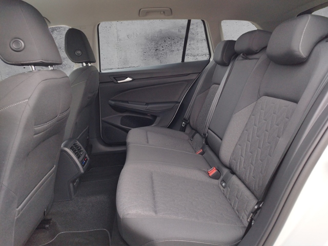 Golf VIII Variant Life 1.5eTSI DSG Matrix/Navi/S
