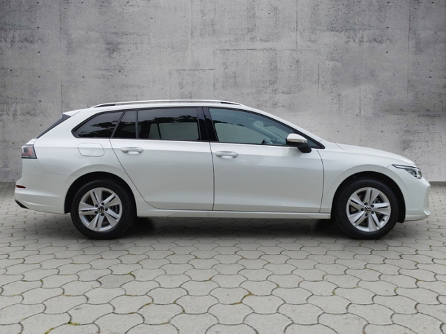 Golf VIII Variant Life 1.5eTSI DSG Matrix/Navi/S