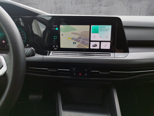 Golf VIII Variant Style 1.5eTSI Navi/AHK/Pano/RF