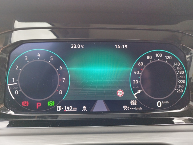 Golf VIII Variant Style 1.5eTSI Navi/AHK/Pano/RF