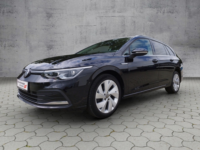 Golf VIII Variant Style 1.5eTSI Navi/AHK/Pano/RF
