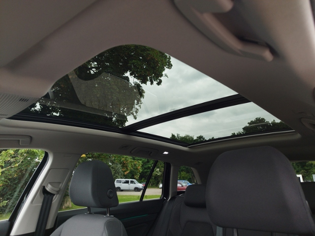 Golf VIII Variant Style 1.5eTSI Navi/AHK/Pano/RF