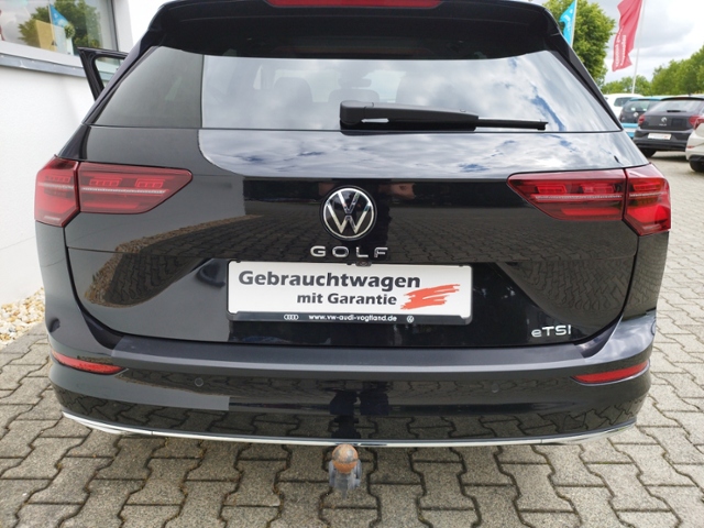 Golf VIII Variant Style 1.5eTSI Navi/AHK/Pano/RF