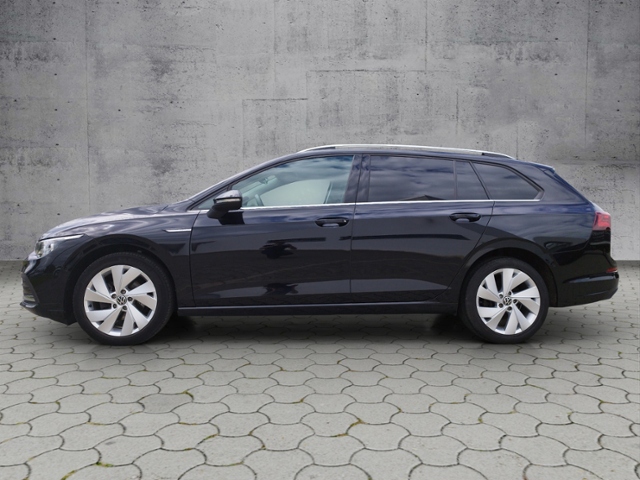 Golf VIII Variant Style 1.5eTSI Navi/AHK/Pano/RF