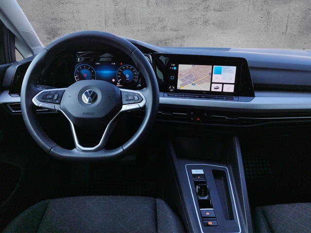 Golf VIII Life 1.5eTSI DSG/Navi/Multicam/SHZ/Car