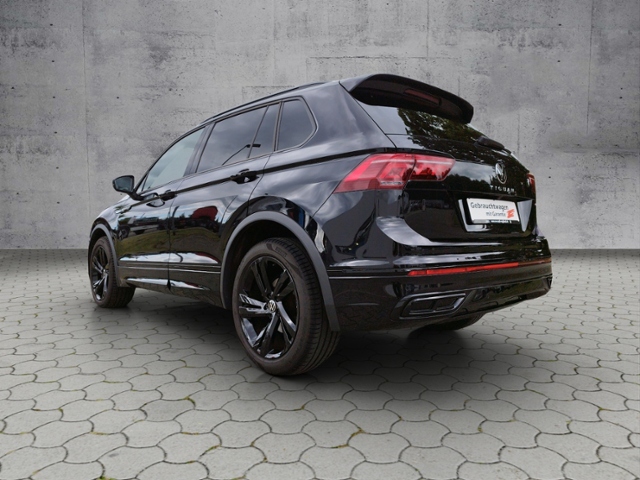 Tiguan R line 2.0 TSI 4M DSG IQ.Light/AHK/Black/