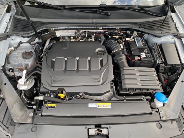 Passat Variant Business 2.0TDI DSG/Navi/Nebel/AC