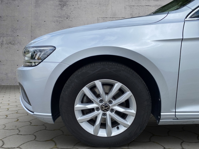 Passat Variant Business 2.0TDI DSG/Navi/Nebel/AC