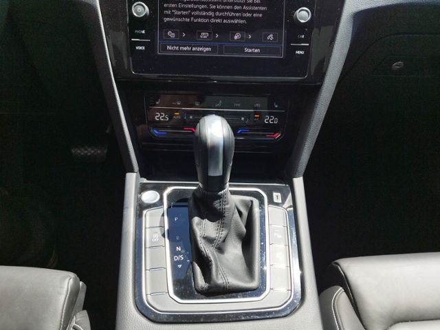 Passat Variant Elegance 2.0TDI 4M DSG/AHK/Pano/I