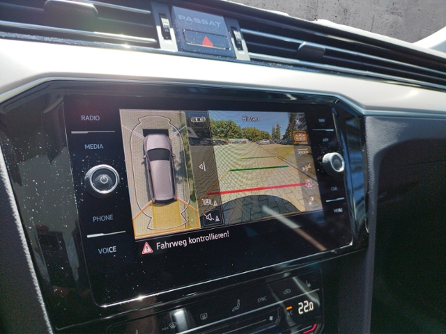 Passat Variant Elegance 2.0TDI 4M DSG/AHK/Pano/I