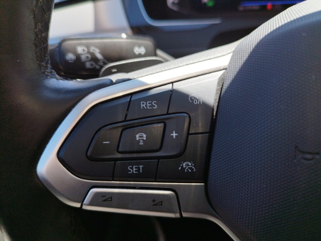 Passat Variant Elegance 2.0TDI 4M DSG/AHK/Pano/I