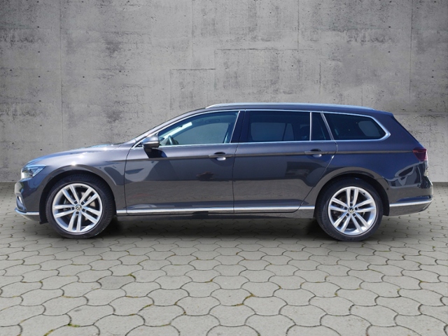Passat Variant Elegance 2.0TDI 4M DSG/AHK/Pano/I