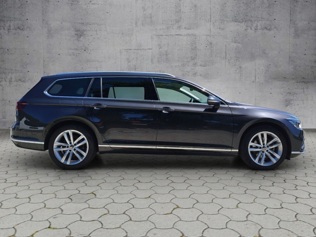 Passat Variant Elegance 2.0TDI 4M DSG/AHK/Pano/I