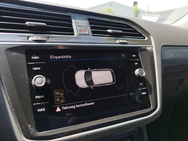 Tiguan Life 2.0 TDI NAV/SHZ/3-Zonen KLIMA LED NA