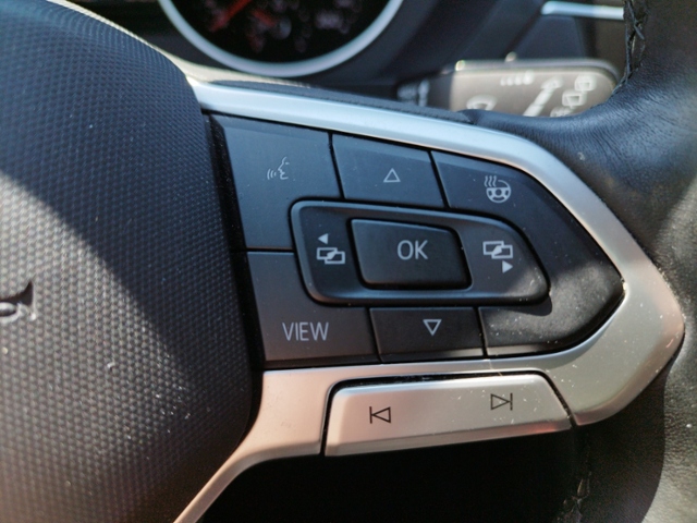 Tiguan Life 2.0 TDI NAV/SHZ/3-Zonen KLIMA LED NA