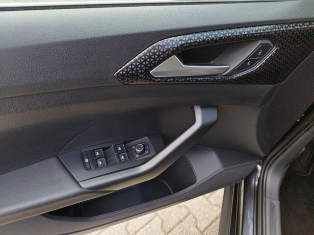 T-Cross Style 1.0 TSI DSG IQ-DRIVE/SHZ/Park KLIM