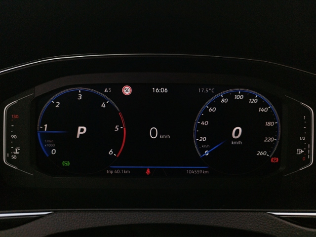 Passat Variant Business 2.0 TDI DSG STH/IQ-Light