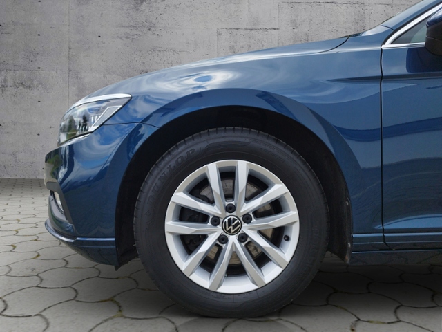 Passat Variant Business 2.0 TDI DSG STH/IQ-Light