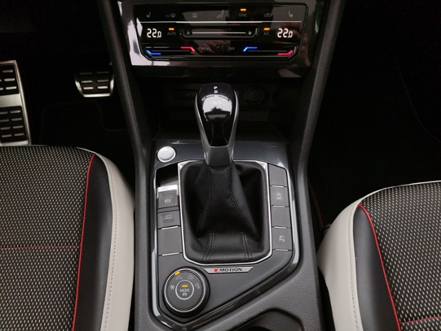 Tiguan Urban Sport 2.0 TDI DSG 4Motion KLIMA LED