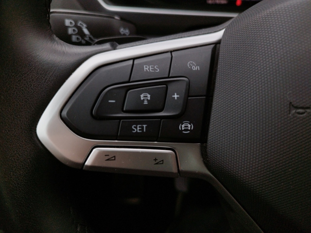 Tiguan Urban Sport 2.0 TDI DSG 4Motion KLIMA LED