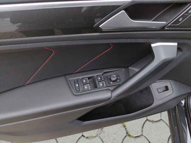 Tiguan Urban Sport 2.0 TDI DSG 4Motion KLIMA LED